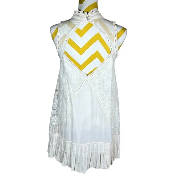 Free People Sleeveless Dress w/ Lace • White & Cream • Size XS - Picture 7 of 9